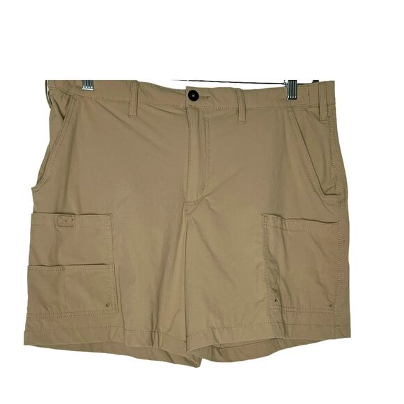 Magellan Outdoors Men's Shorts in Tan Fish Gear Water Repellent Size L - Picture 1 of 5